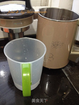 紫薯银耳汤的做法步骤：2