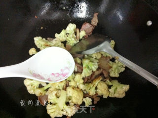 干椒花菜炒肉片的做法步骤：8