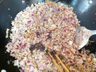 洋葱菜圃蒜香肉酱的做法步骤：10