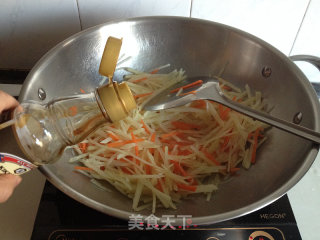 鸡蛋土豆丝煎饼的做法步骤：5