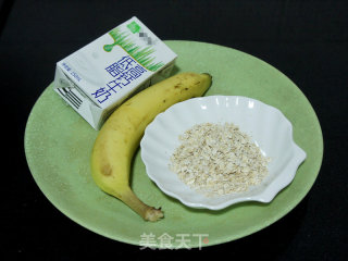 香蕉燕麦牛奶的做法步骤：1