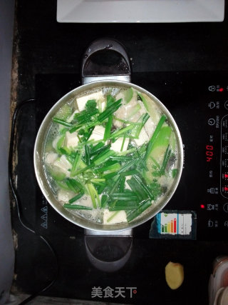 水瓜鱼腩豆腐汤的做法步骤：6
