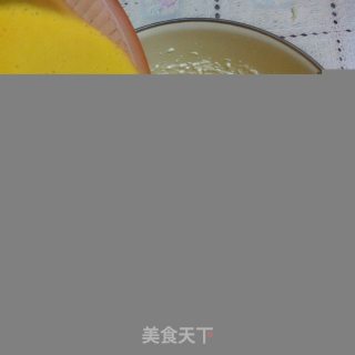芒果慕斯蛋糕的做法步骤：7