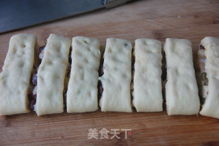 芝麻蜜豆面包的做法步骤：8