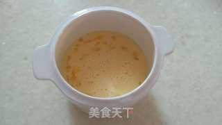 牛奶鸡蛋羹的做法步骤：2