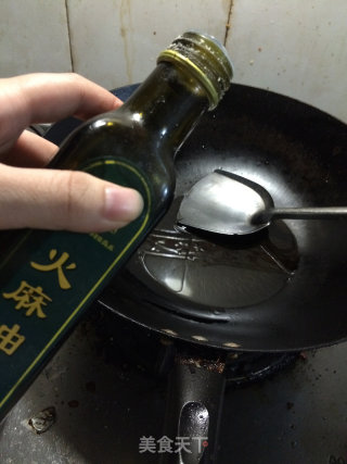 芋头蒸腊肉---荔浦芋头做法的做法步骤：4