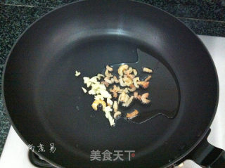 海米爆丝瓜的做法步骤：3
