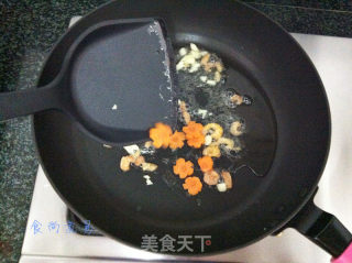 海米爆丝瓜的做法步骤：4