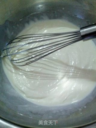 抹茶红豆慕斯蛋糕卷的做法步骤：8