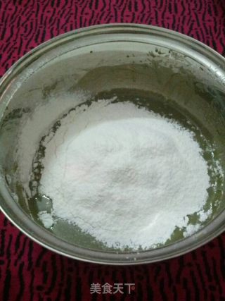 抹茶红豆慕斯蛋糕卷的做法步骤：16