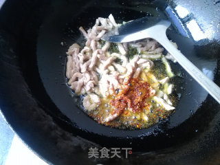 雪里蕻炒肉丝的做法步骤：6