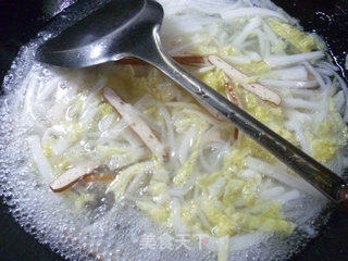 香干白菜米粉的做法步骤：5