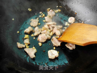 彩蔬炒肉片的做法步骤：6