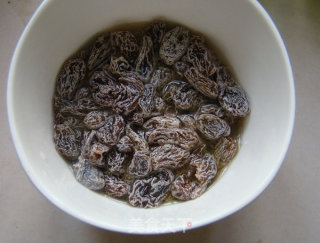 肉桂葡萄干面包的做法步骤：2