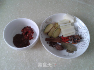 红烧牛肉面的做法步骤：2