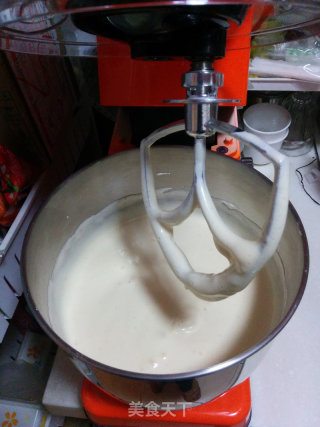 【花团锦簇杯子蛋糕】——我的第一次翻糖制作的做法步骤：6