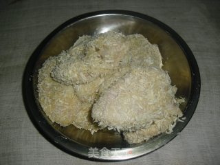 酥脆炸鸡翅的做法步骤：4