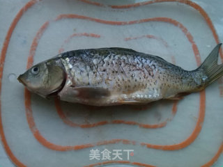 家常烧鲤鱼的做法步骤：2