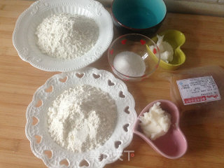 紫荆花酥的做法步骤：1