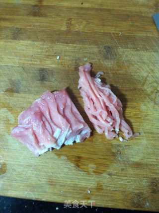 鱼香肉丝的做法步骤：2