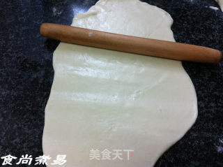 椒盐榨菜葱油饼的做法步骤：6