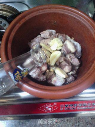 排骨炖茭白的做法步骤：3