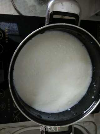 自制玉米味奶茶的做法步骤：2