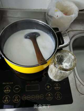 自制玉米味奶茶的做法步骤：4