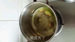 盐水虾的做法步骤：1