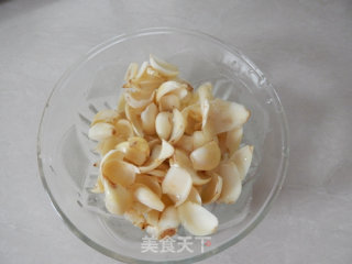 百合红薯糖水的做法步骤：3