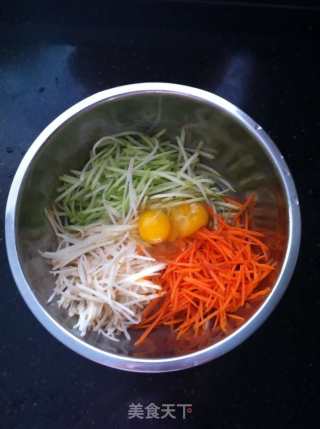 三丝煎饼的做法步骤：2