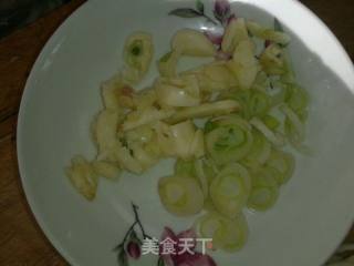 豆芽炒面的做法步骤：3
