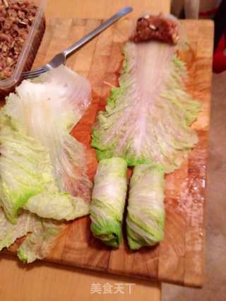 多汁健康白菜包肉的做法步骤：3