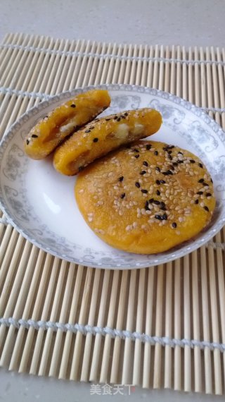 香蕉馅南瓜饼的做法步骤：11