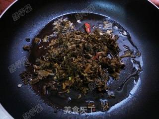 雪菜焖小鱼仔的做法步骤：9