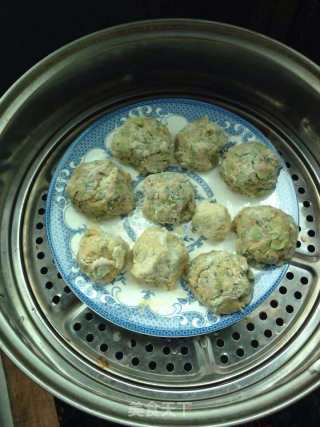 宝宝私房菜：杂粮菜团子的做法步骤：3