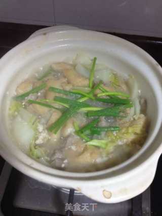 油豆腐白菜粉丝煲的做法步骤：9
