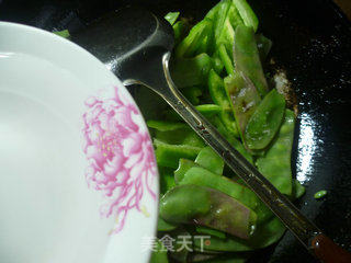 青椒炒扁豆的做法步骤：6
