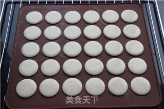马卡龙的做法步骤：9