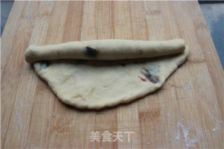 葡萄干花环面包的做法步骤：15