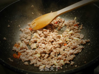 简易肉末炒豆角的做法步骤：4