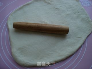 酸奶草莓排包的做法步骤：6