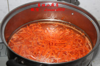 猪肉胡萝卜馅饺子的做法步骤：4