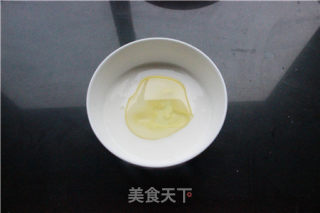 酸奶戚风蛋糕的做法步骤：2