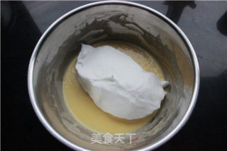 酸奶戚风蛋糕的做法步骤：7
