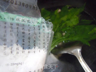 为秋润燥---苦菜小肠汤的做法步骤：7