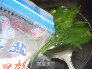 为秋润燥---苦菜小肠汤的做法步骤：8