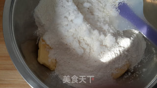 6寸苹果派的做法步骤：1