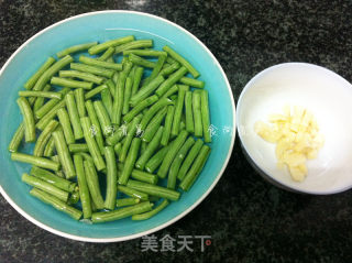 藕条炒豆角的做法步骤：3