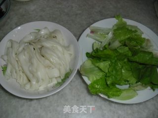海米炒米粉的做法步骤：1